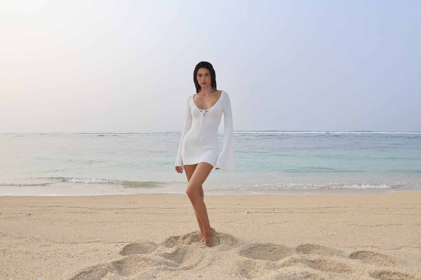 KNITTED MINI DRESS WITH WIDE PLEATED LONG SLEEVES WHITE