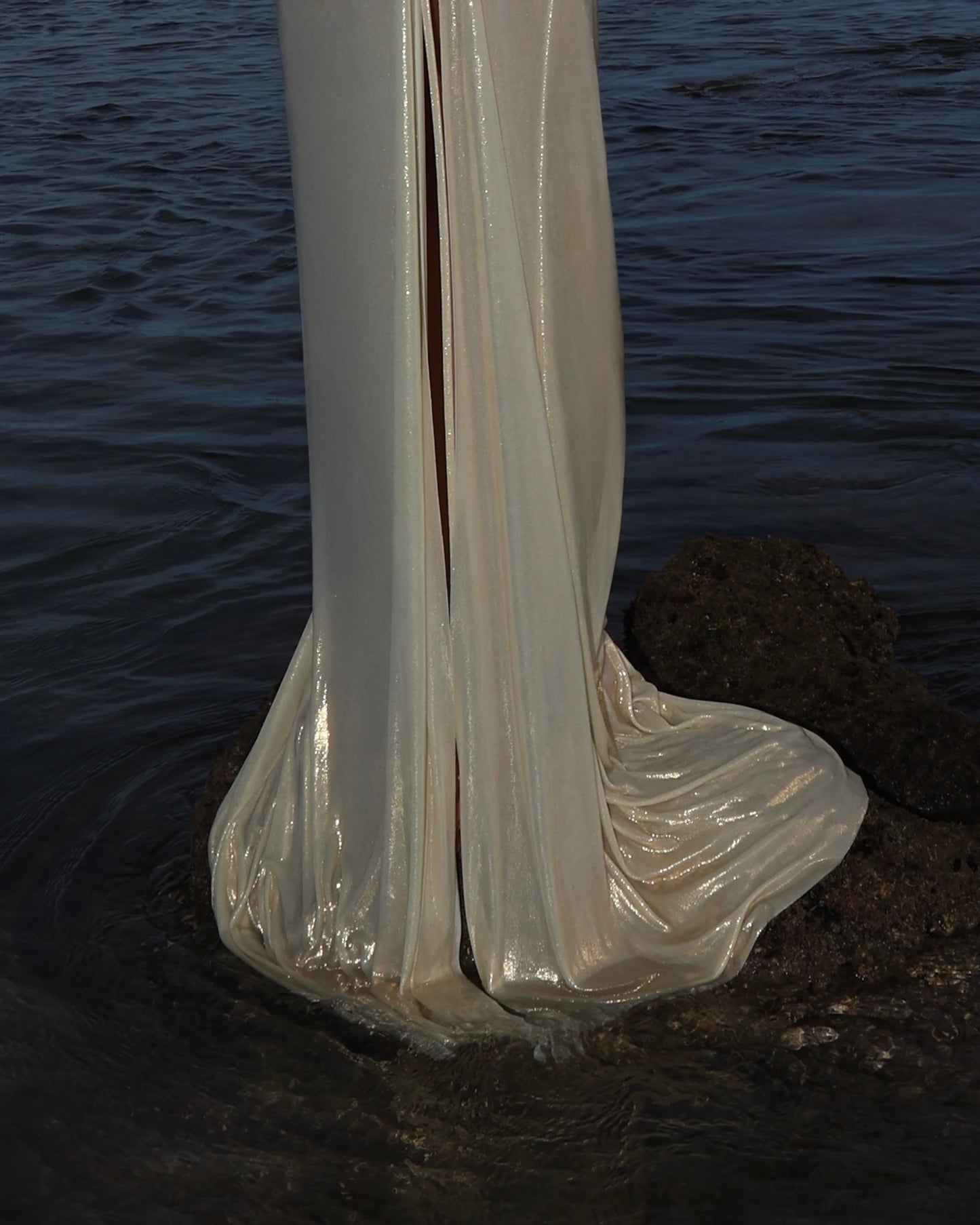 LYCRA STRAPPY DRESS WITH FISHING HOOK METALLIC MILK