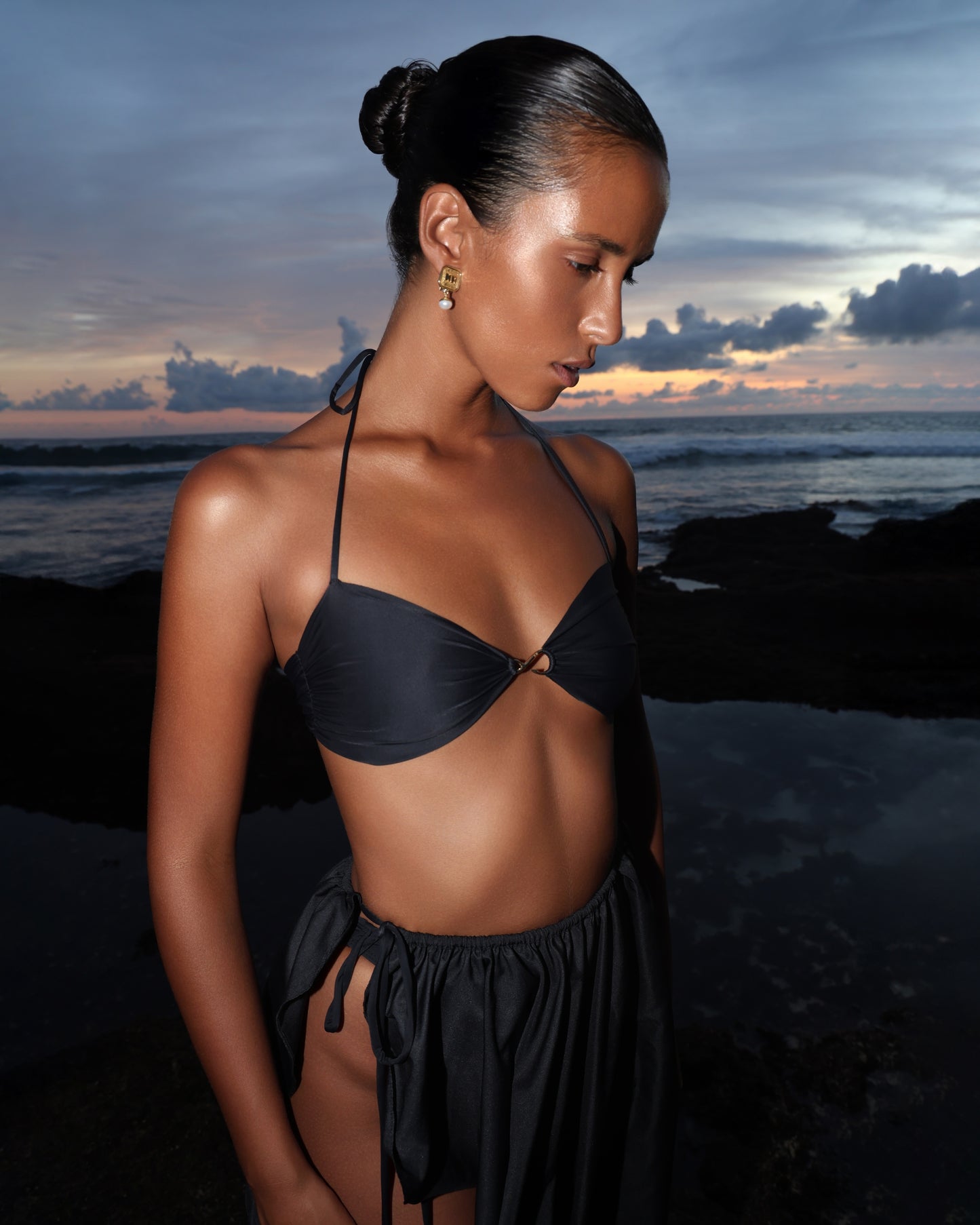SUIT LYCRA TOP WITH SMALL METAL HOOK DECOR AND GATHERING SKIRT BLACK