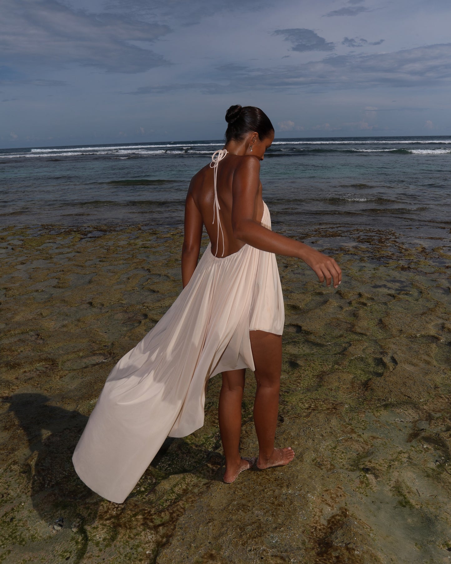 JERSEY ASYMMETRICAL DRESS WITH CHOKER HOOK BEIGE