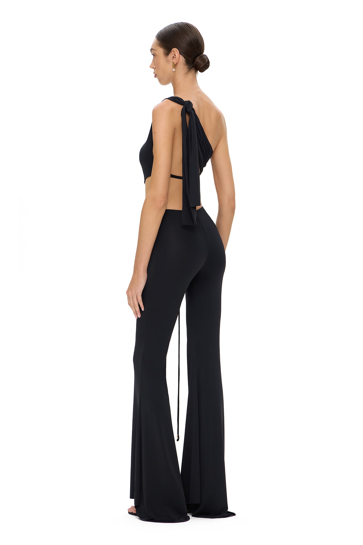 LYCRA SUIT ASYMMETRICAL TOP WITH BIG METAL HOOK DECOR AND HIGH WAIST TROUSERS BLACK