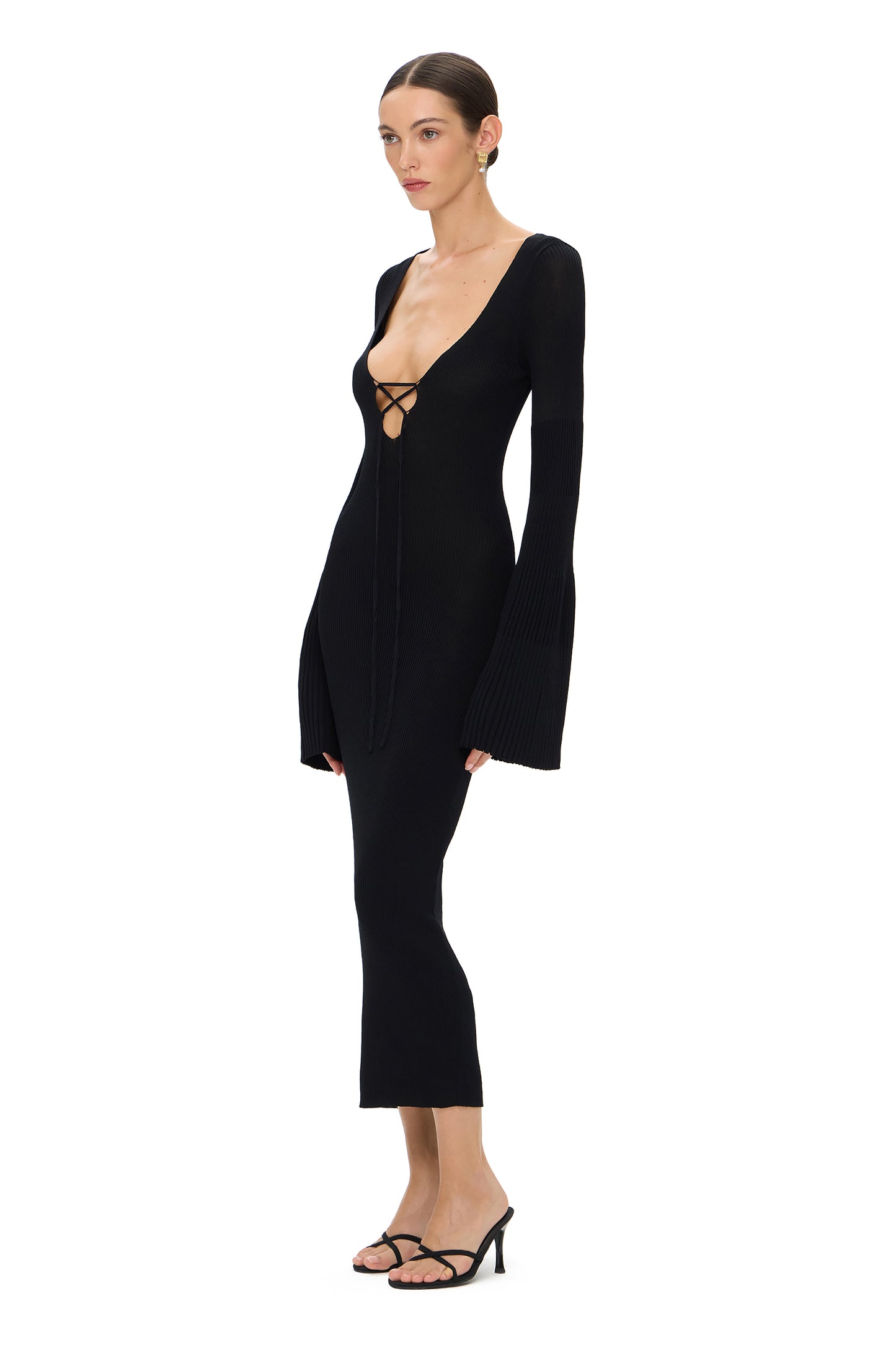 KNITTED MIDI DRESS WITH WIDE PLEATED LONG SLEEVES BLACK
