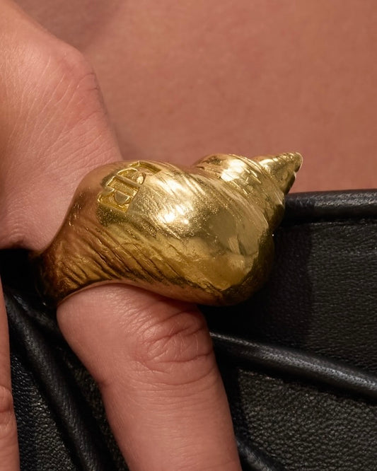 HANDCRAFTED METAL SNAIL RING WITH KR LOGO, GOLD COLOR, ONE SIZE