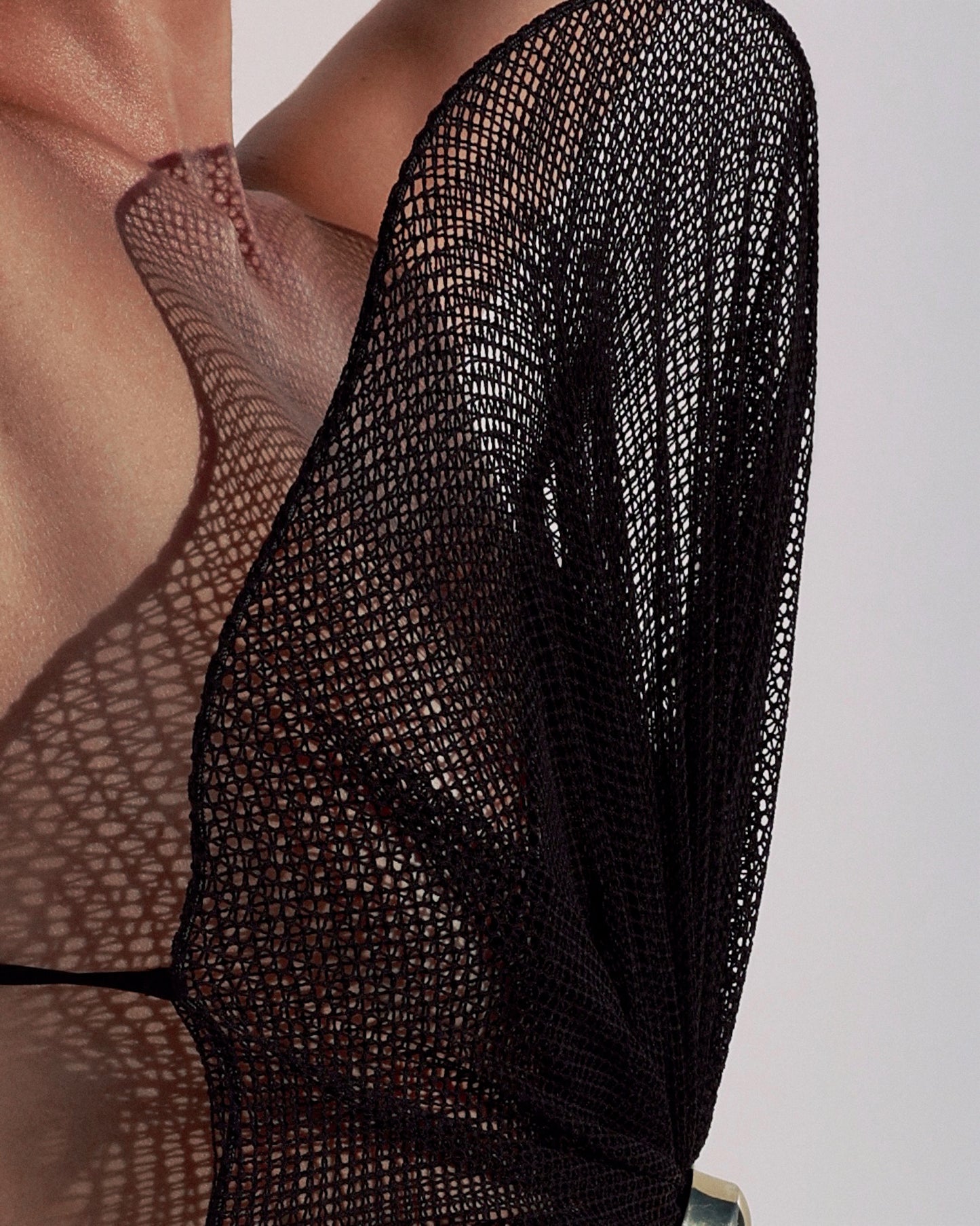 SET COUTURE MESH TOP WITH BASE METAL PEARL-BUTTON AND HIGH SLIT MAXI SKIRT BLACK