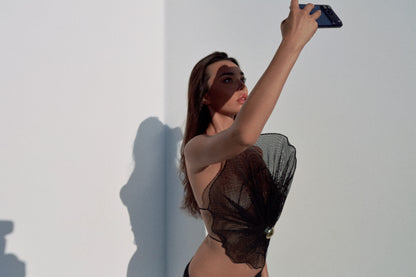 SET COUTURE MESH TOP WITH BASE METAL PEARL-BUTTON AND HIGH SLIT MAXI SKIRT BLACK