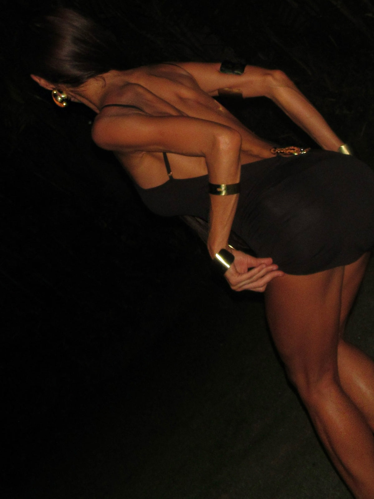 LYCRA MINI STRAPPY DRESS WITH METAL SHELL DETAIL ON THE BACK COLOR BLACK