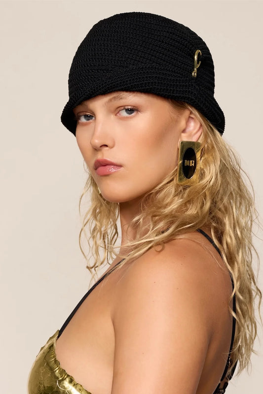 KNITTED HANDMADE MEDIUM RETRO STYLE CAP WITH SMALL HOOK DECOR COLOR BLACK