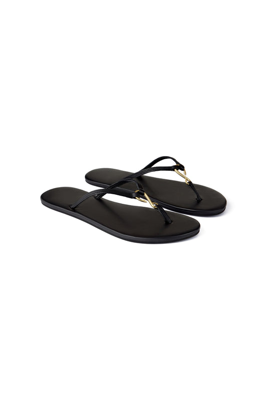PRE-ORDER FLAT SANDALS WITH SMALL METAL HOOKS COLOR BLACK
