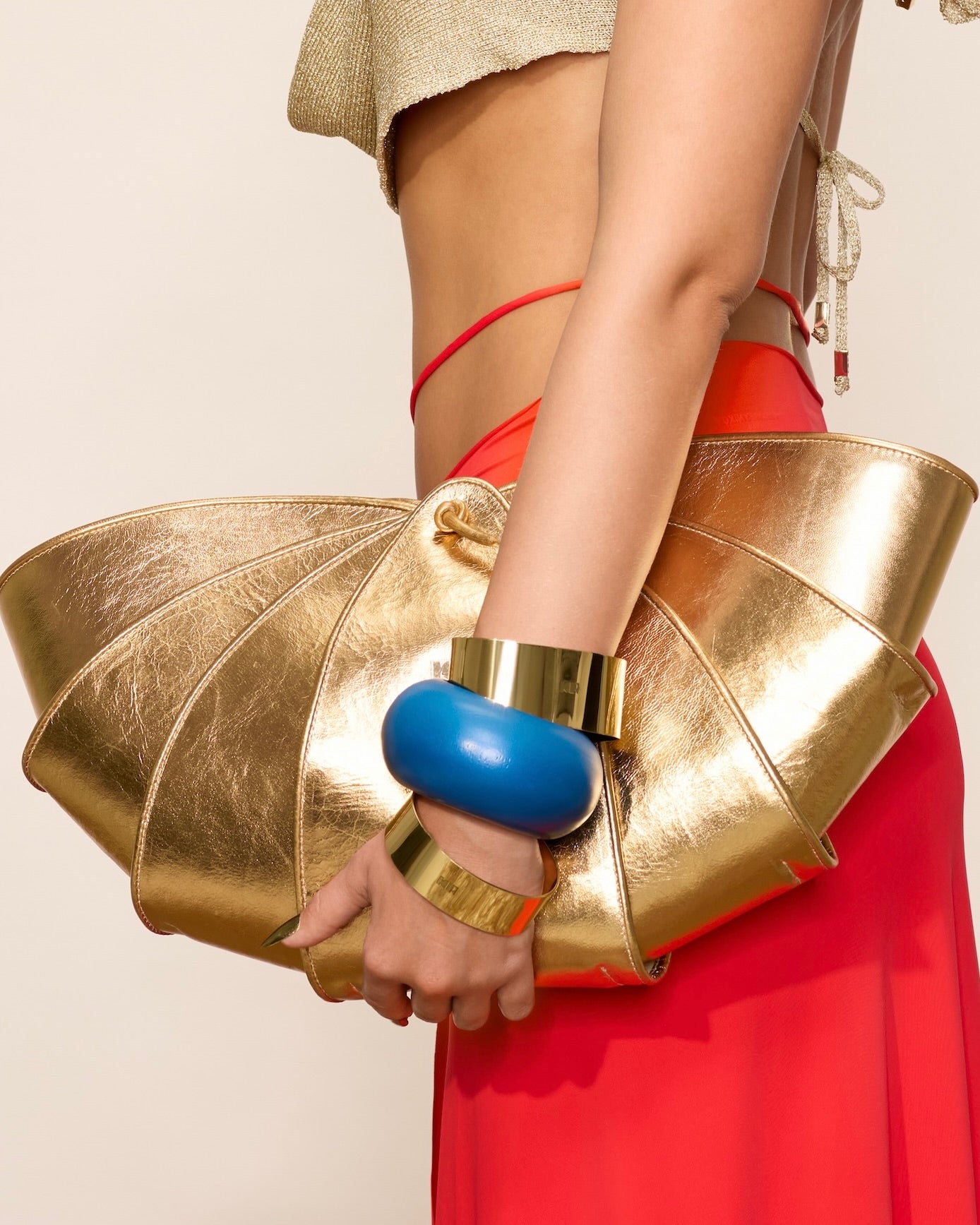 KING PRAWN LEATHER BAG COLOR GOLD