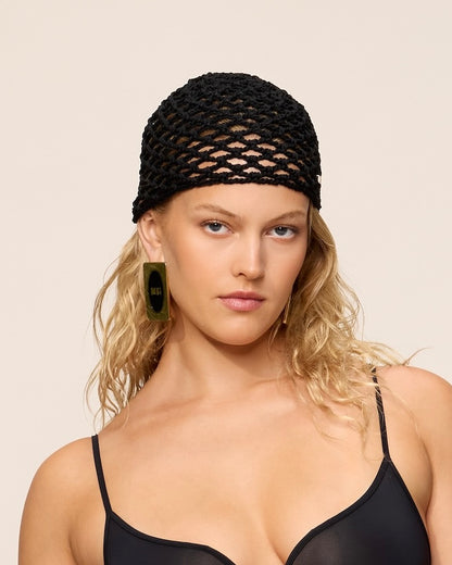 KNITTED HANDMADE SMALL RETRO STYLE CAP COLOR BLACK